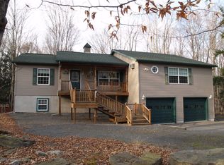 2780 Rockway Rd, Lake Ariel, PA 18436