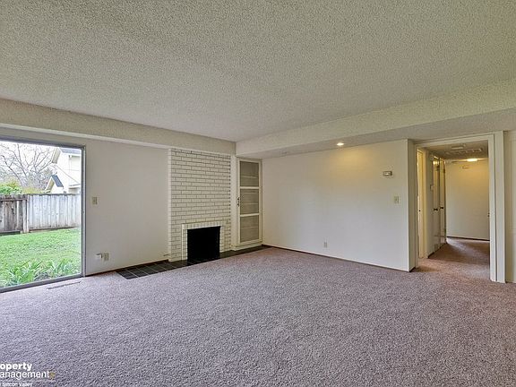 4th image of 10208 Bonny Dr