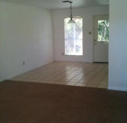 4th image of 7917 Grizzley Dr