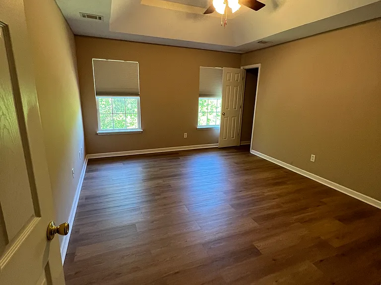 934 Sedgefield Cir — Photo 20