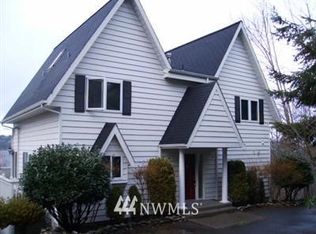 1407 E Lake Sammamish Pkwy SE, Sammamish, WA