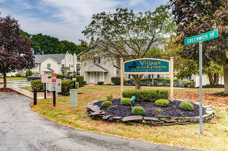 2nd image of 504 Greenwich Drive