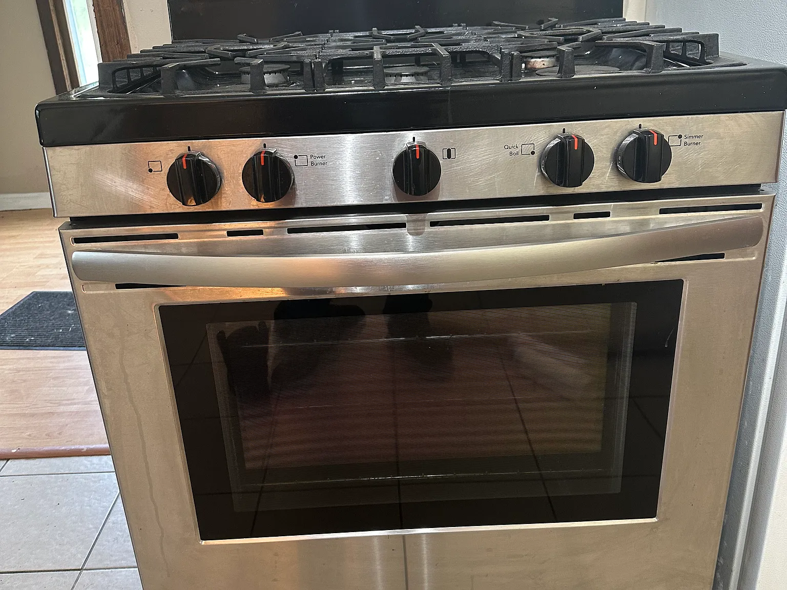 1 bed, 800 sqft, $1,100 — Photo 3