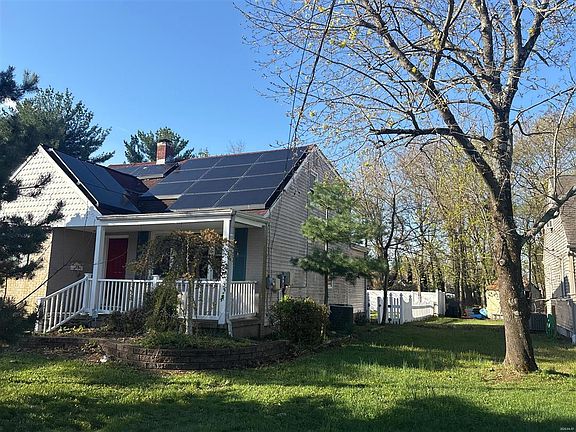 5th image of 44 Jackson Rd