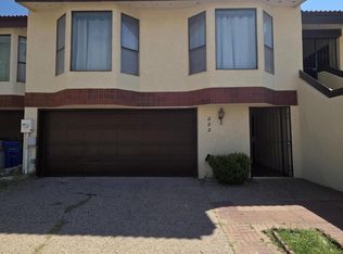 222 Canyon Terrace Dr, El Paso, TX 79902
