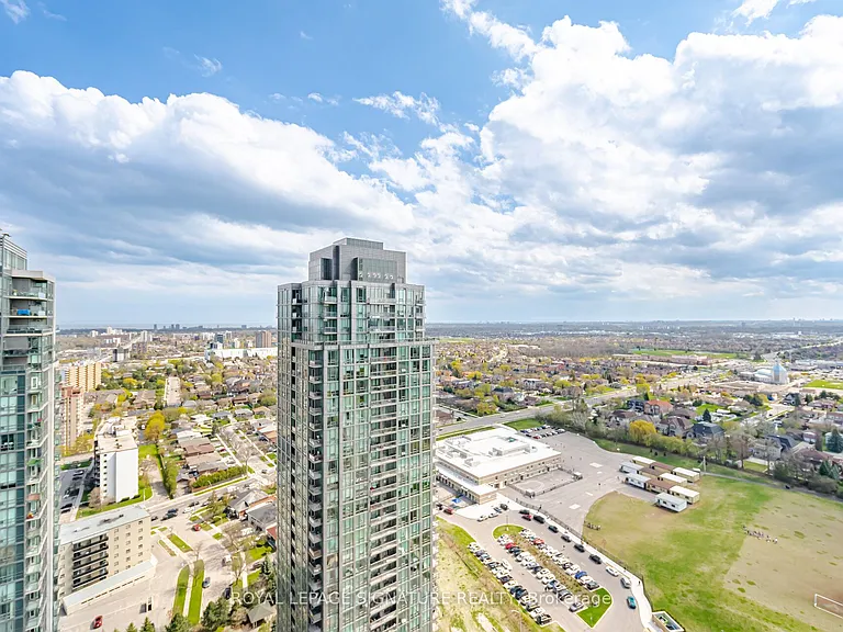 36 Elm Dr W #3701 — Photo 15