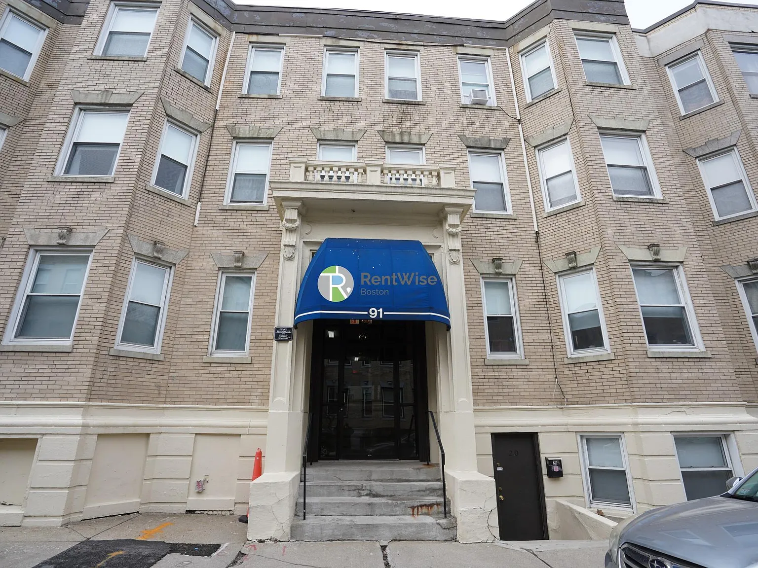91-99 Gordon St — Photo 1