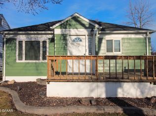 1313 Cherry St, Grand Forks, ND 58201