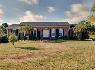 3683 Trousdale Ln, Columbia, TN 38401