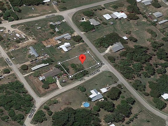 2nd image of Lois Cir