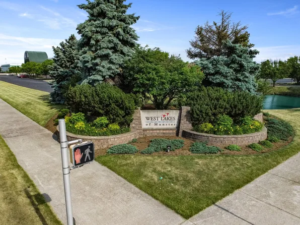 340 Knightbridge Pl, Munster, IN 46321