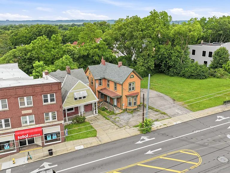 5109 Montgomery Rd — Photo 25