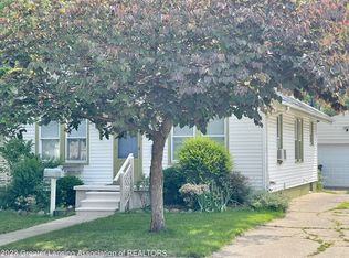 2325 Harding Ave, Lansing, MI 48910