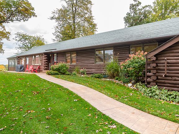 2nd image of 807 Lake Holiday Dr