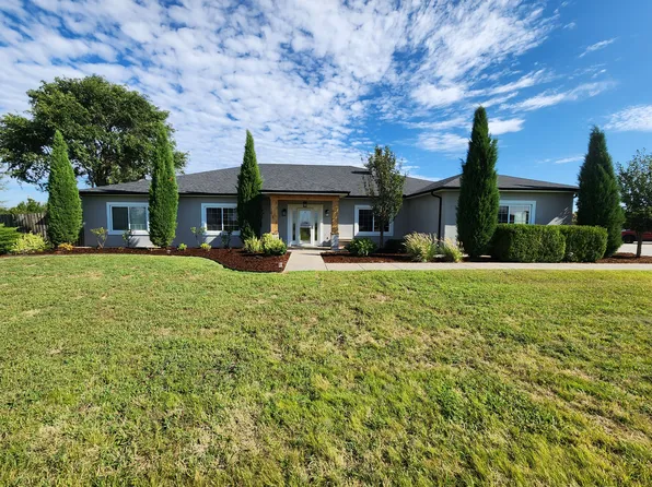 6720 E Sedona St, Derby, KS 67037