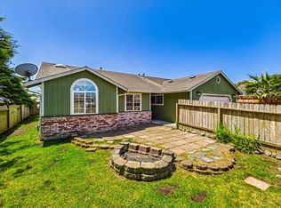 2527 Rita Ave, McKinleyville, CA 95519