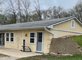 2514 Glasgow Rd, Fairfield, IA 52556