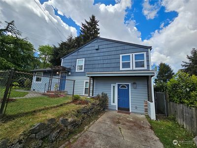 9835 57th Avenue S, Seattle, WA, 98118