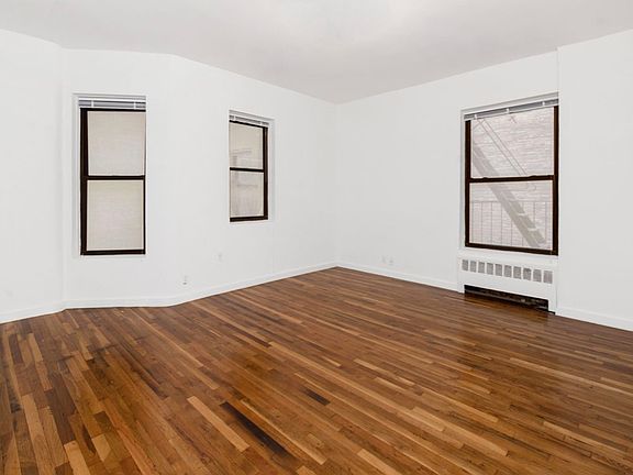 2nd image of 102 E 31st St APT 5B