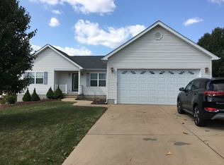 400 Chace Dr, Desloge, MO 63601