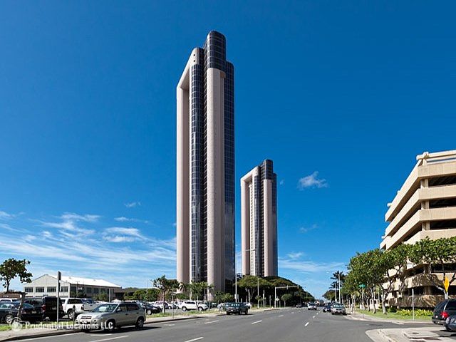 1st image of 415 South St #Makai3704