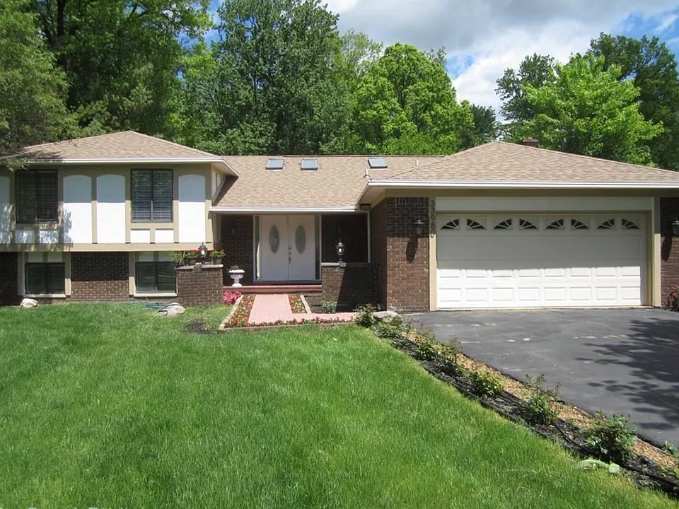 33980 Colfax Dr