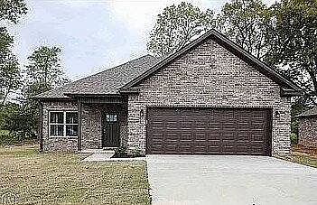 1st image of 119 Brookvale Cir