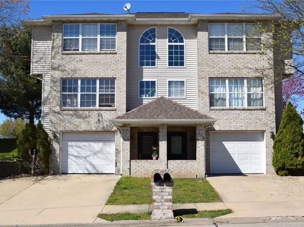 208 Empson Dr Unit 1, Valmeyer, IL 62295
