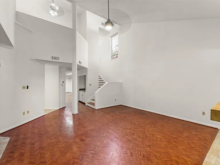 2602 Rice Blvd — Photo 8