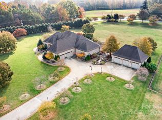 113 Winding Brook Way, Statesville, NC 28625