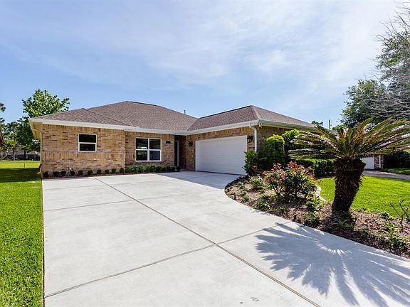 2nd image of 2826 Poplar Creek Ln