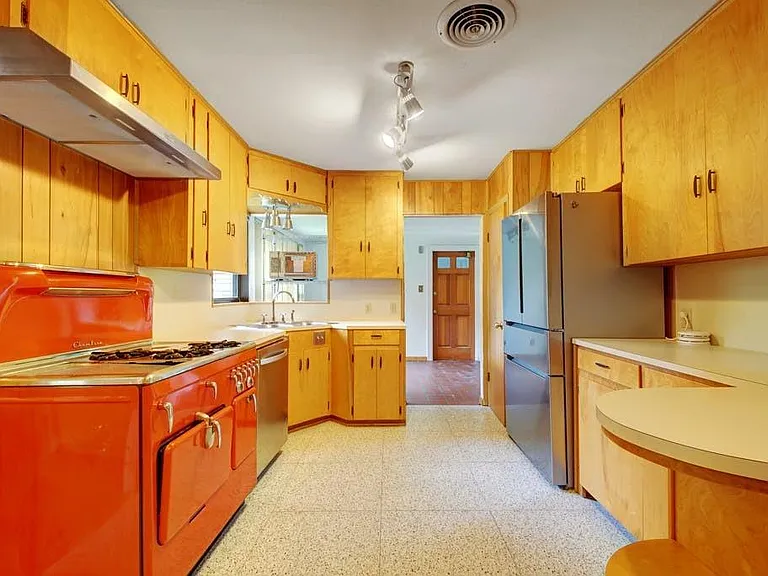 1400 Larkwood Dr — Photo 59