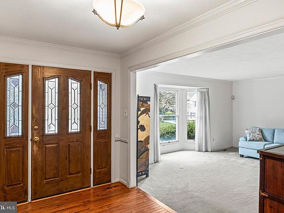 4th image of 11670 Gilman Ln