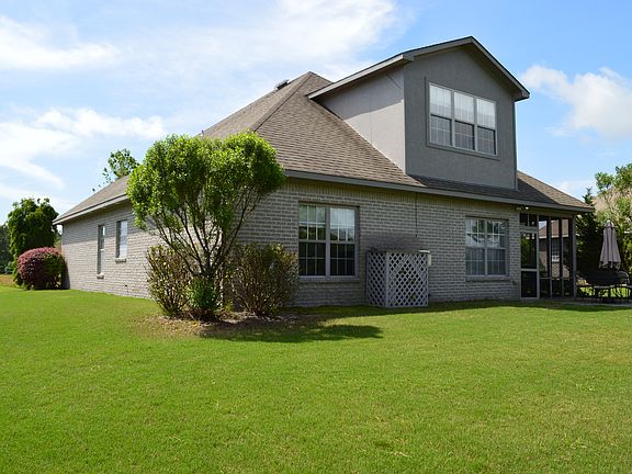 Rear w/lg upstairs bonus rm