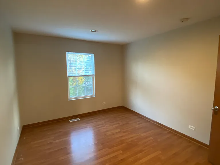 610 Springbrook Trl N — Photo 11