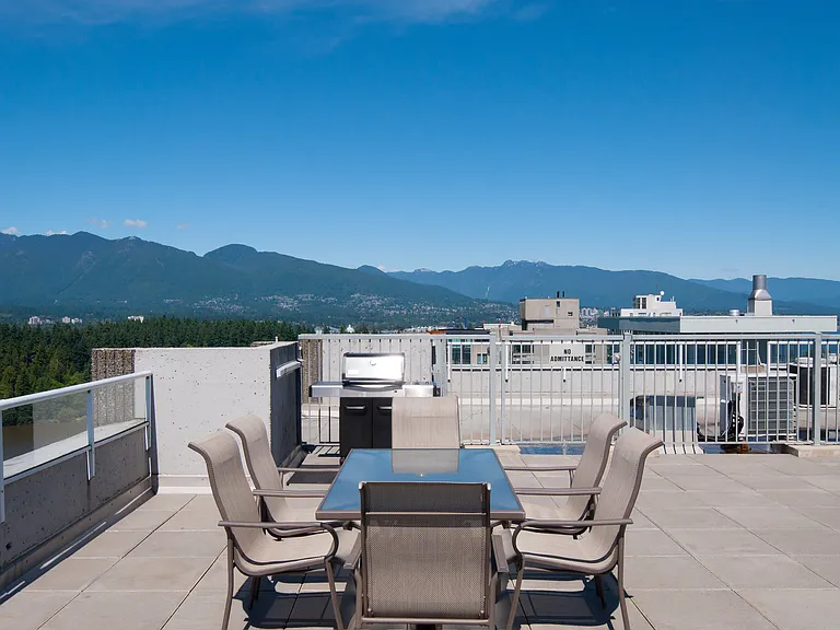2075 Comox St #505 — Photo 20