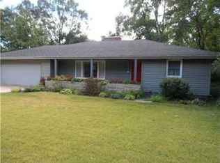 1826 Edison Rd, South Bend, IN 46617