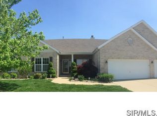 3800 Appaloosa Dr, Swansea, IL