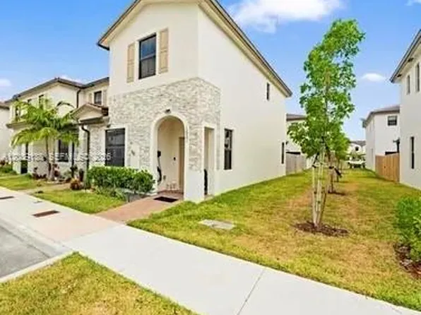 12901 SW 232nd Ln, Homestead, FL 33032