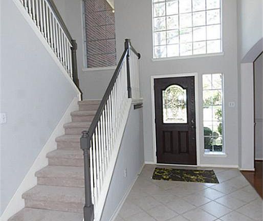 4th image of 10314 Cottonwood Bend Ct