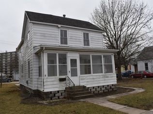 914 W Howard St, Pontiac, IL 61764