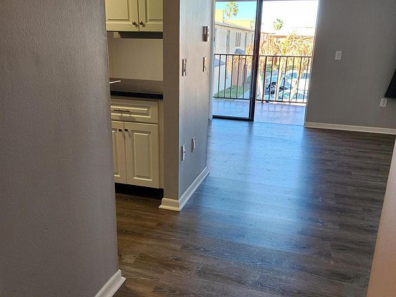4th image of 207 San Juan Cir