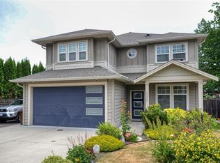 1220 Marchant Rd, Central Saanich, BC V8M 1G4