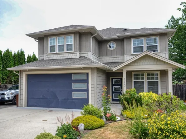 1220 Marchant Rd, Central Saanich, BC V8M 1G4
