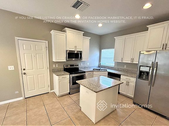 3rd image of 7136 Lake Eaglebrooke Way