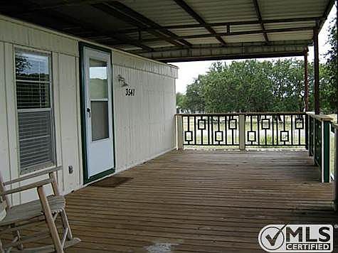 3rd image of 3541 Lake Shore Dr