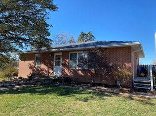 426 Warren St, Duncombe, IA 50532