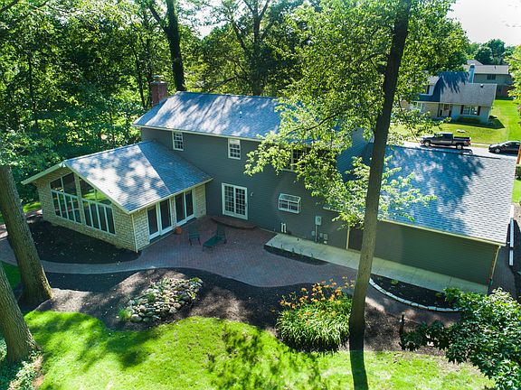 3rd image of 1434 Westwood Dr