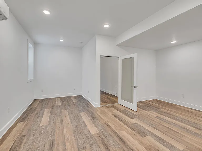 807B Porter Rd — Photo 5