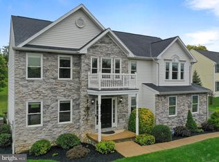 681 Pinnacle Dr, Bunker Hill, WV